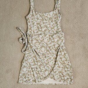 Wilfred Saturn Mini Wrap Dress Aritzia size medium